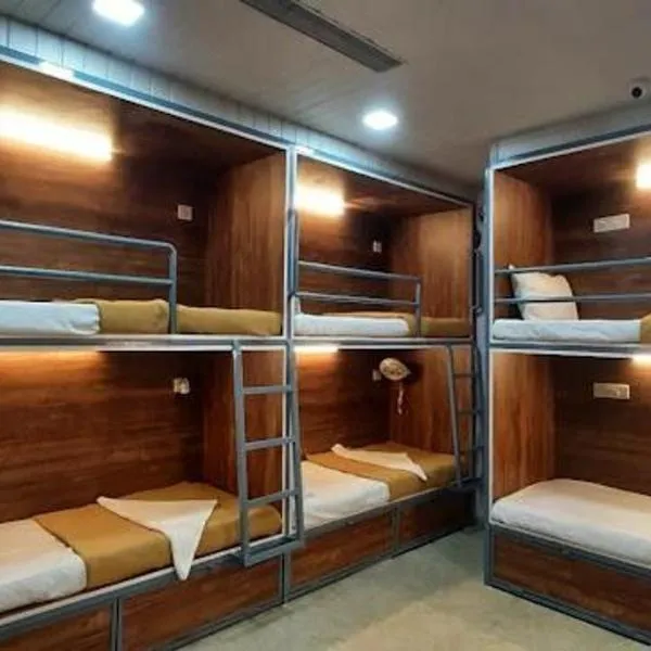 Best Hostels in Navi Mumbai